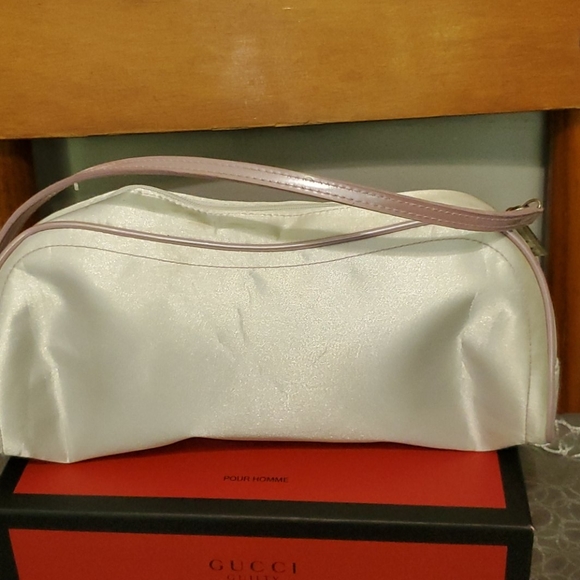 Dior Parfums bag 5 x 10.5 x 3 - Picture 3 of 7